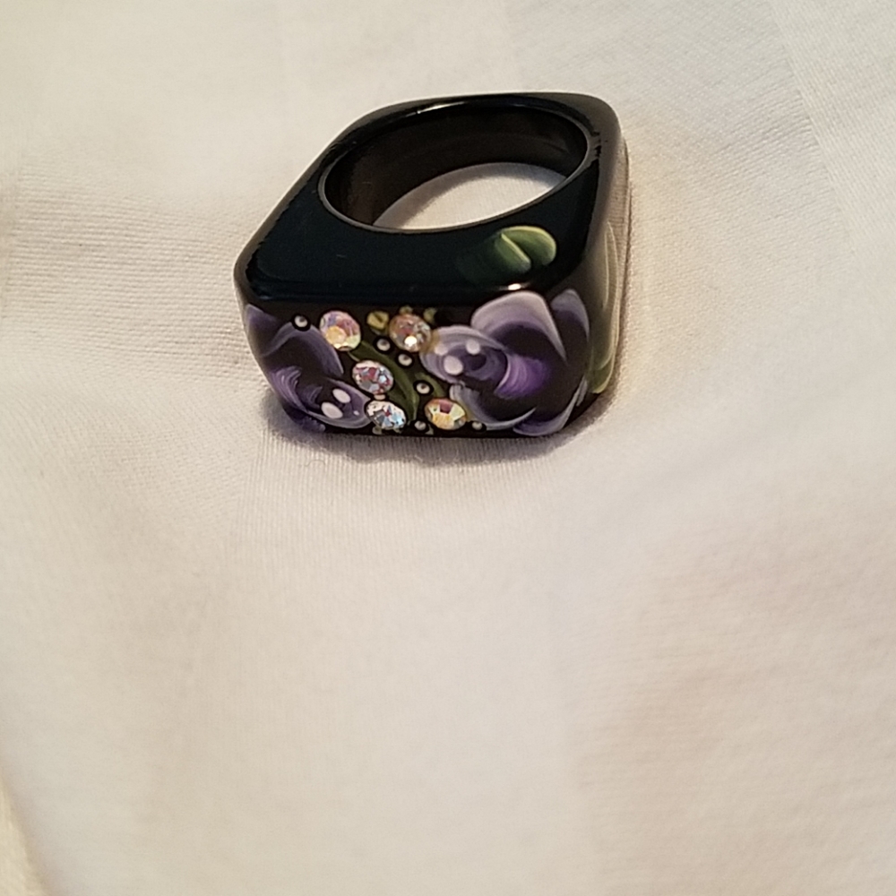 Cocktail Ring - Picture 2 of 3